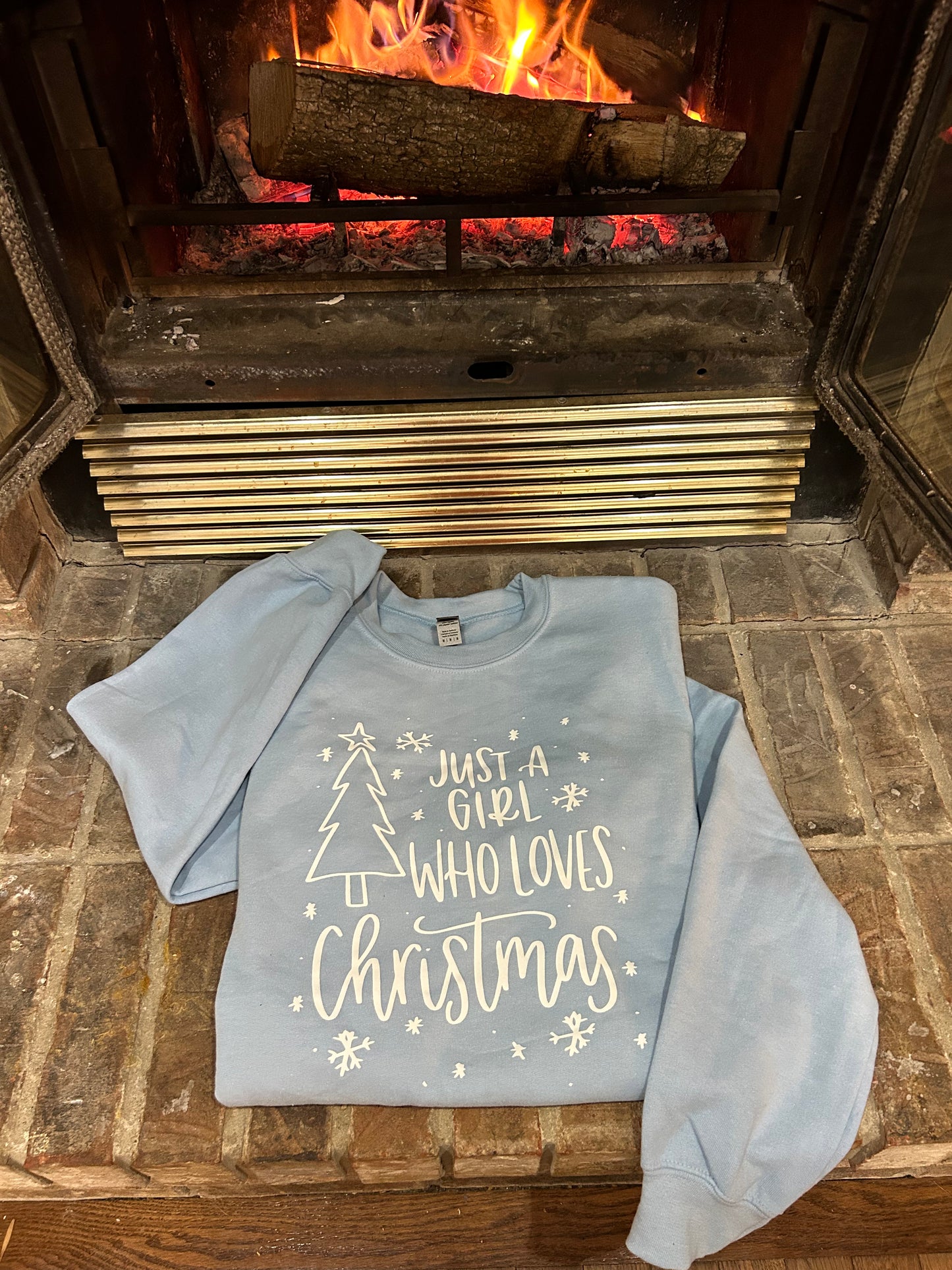 Just a girl who loves christmas crewneck sweatshirt