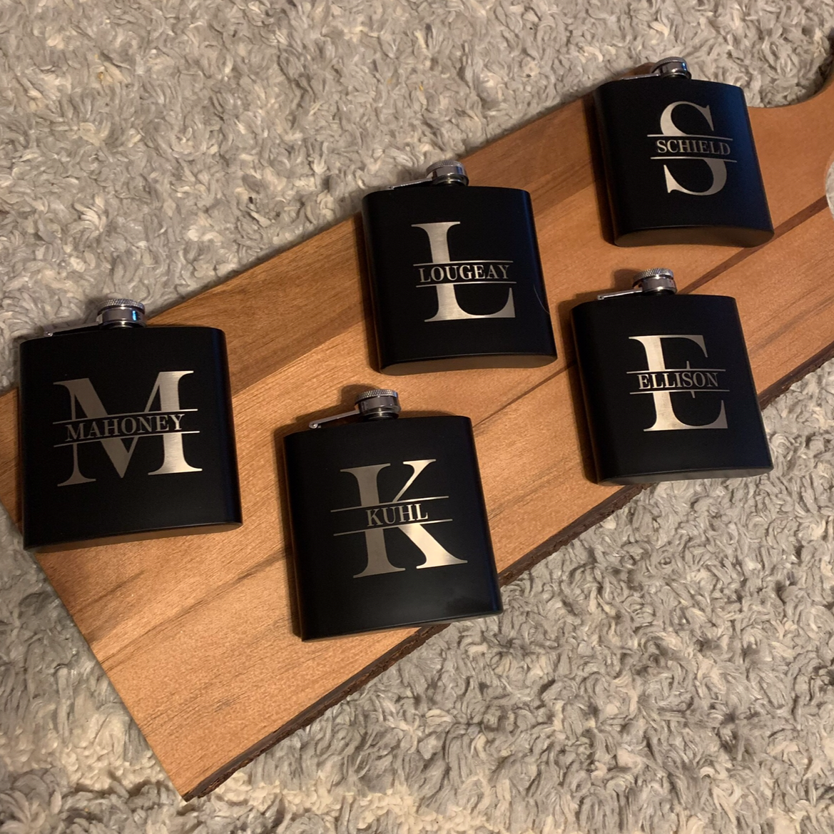 Flask with personalized split monogram