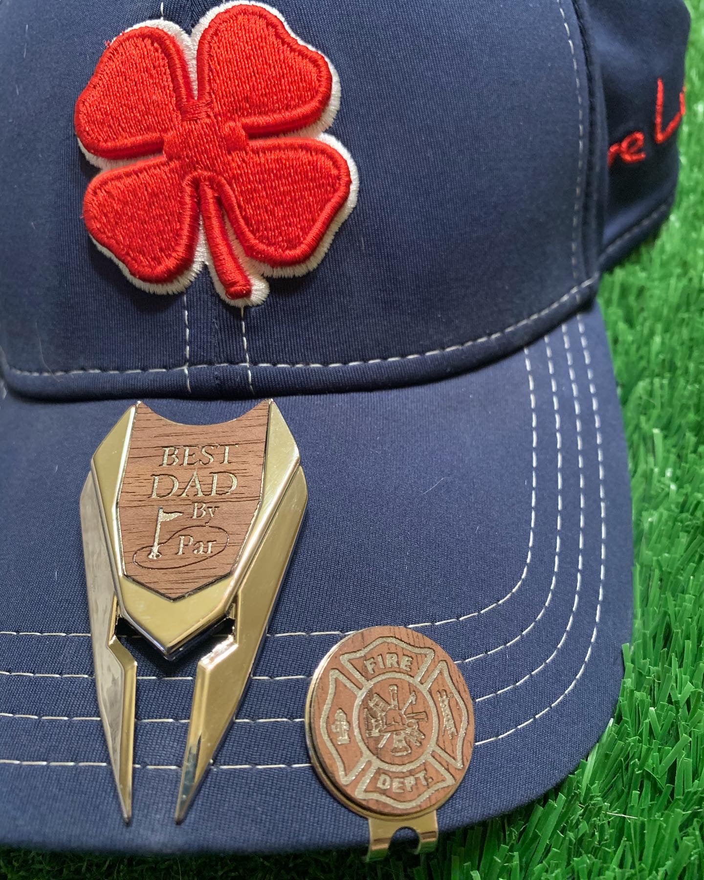 Golf divot tool and ball marker set